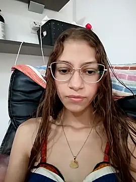 Vanneskk online show from December 22, 1:30 pm