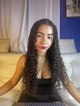 ZoeyFierce online show from June 8, 6:08 pm