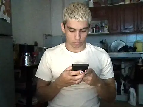 arturo  butera online show from December 16, 4:12 pm