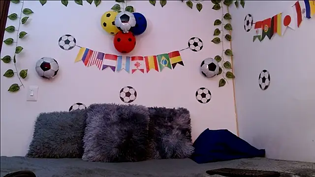 MarillynMorgan online show from July 29, 6:17 pm