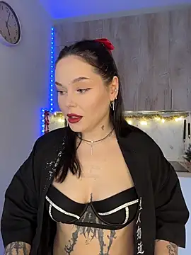 EvaNoirrr online show from December 5, 7:06 am