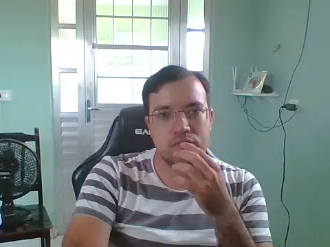 Snapshot of Silvakkfitk chatting on November 30, 1:37 pm Silvakkfitk online show from November 30, 1:37 pm