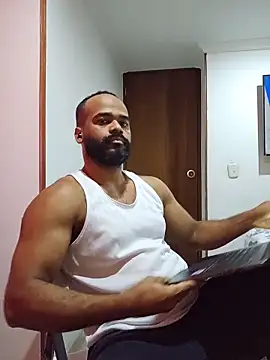 Snapshot of Hiansexxx chatting on December 15, 10:25 pm Hiansexxx online show from December 15, 10:25 pm