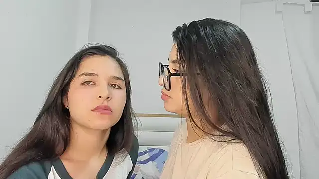 Snapshot of ROUS_SWEET_ chatting on May 9, 1:33 am ROUS SWEET online show from May 9, 1:33 am
