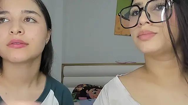 Snapshot of ROUS_SWEET_ chatting on May 18, 2:51 am ROUS SWEET online show from May 18, 2:51 am