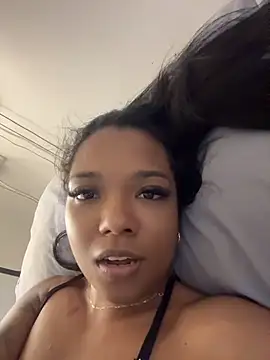 caro ebony online show from May 3, 9:32 pm