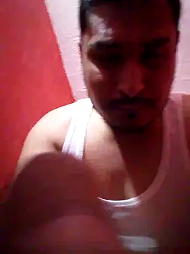Snapshot of cristian112090 chatting on February 4, 9:20 pm cristian112090 online show from February 4, 9:20 pm