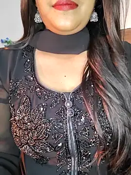 Muskan4156 online show from May 2, 9:47 am