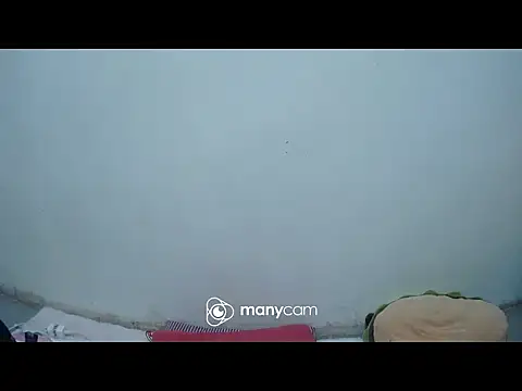 Snapshot of hottiemama69 chatting on December 17, 1:28 pm hottiemama69 online show from December 17, 1:28 pm