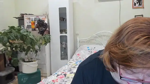 Snapshot of rekelme chatting on December 4, 6:12 am rekelme online show from December 4, 6:12 am