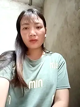 Snapshot of Maymayx2 chatting on December 15, 12:15 am Maymayx2 online show from December 15, 12:15 am