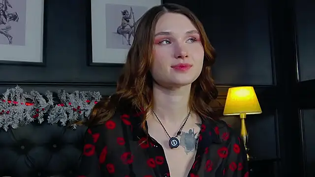 Snapshot of CrystalBrooks chatting on December 16, 5:07 pm CrystalBrooks online show from December 16, 5:07 pm