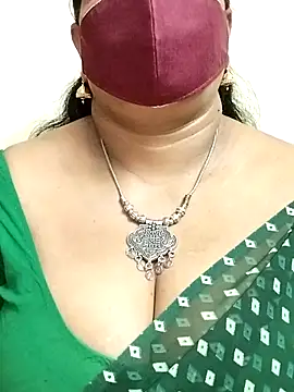 Snapshot of Aila99 chatting on December 16, 10:53 am Aila99 online show from December 16, 10:53 am