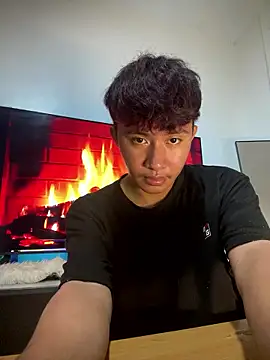 asiantwink0000 online show from January 8, 5:04 pm