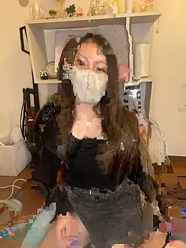 Snapshot of RAN_room chatting on December 3, 4:20 am RAN room online show from December 3, 4:20 am