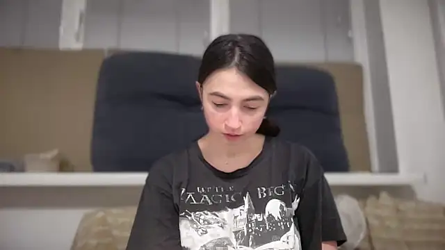 Aphr0ditee online show from March 15, 8:37 pm