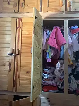 Snapshot of Quierolechiitaaa chatting on March 10, 5:51 pm Quierolechiitaaa online show from March 10, 5:51 pm