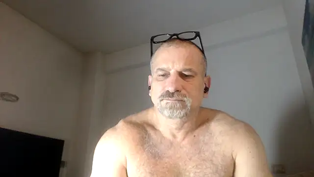 Mauro7788 online show from December 13, 8:25 pm