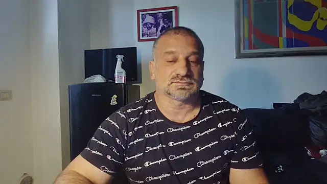 Snapshot of Mauro7788 chatting on May 10, 10:42 am Mauro7788 online show from May 10, 10:42 am