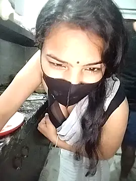 Snapshot of hotty_ragini chatting on December 16, 3:17 pm hotty ragini online show from December 16, 3:17 pm