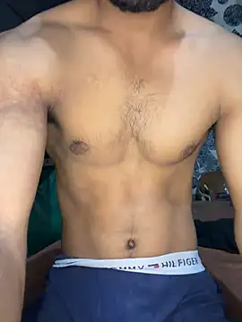 Snapshot of Fitboy07 chatting on July 16, 10:49 pm Fitboy07 online show from July 16, 10:49 pm