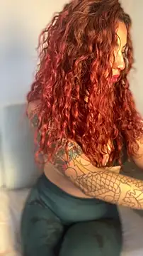 PrettyChloe  online show from April 29, 9:43 pm