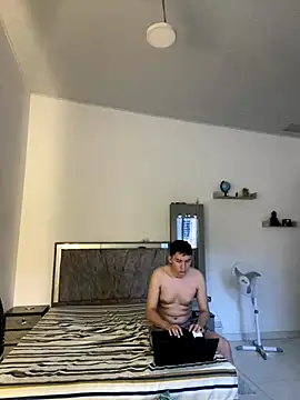 nico sexboy online show from December 22, 10:18 pm