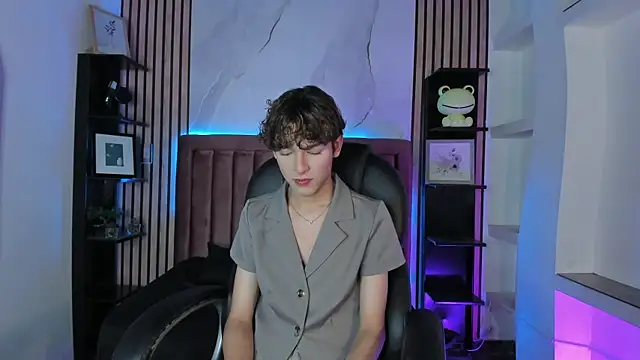 Snapshot of SthepanodiMonaco chatting on July 26, 3:58 am SthepanodiMonaco online show from July 26, 3:58 am