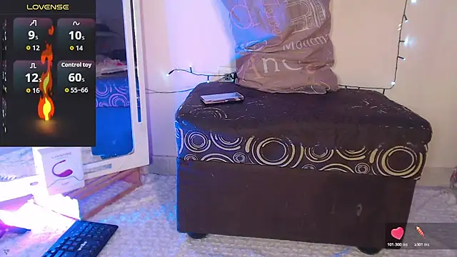 Snapshot of GraceMaaceey chatting on May 19, 12:22 pm GraceMaaceey online show from May 19, 12:22 pm