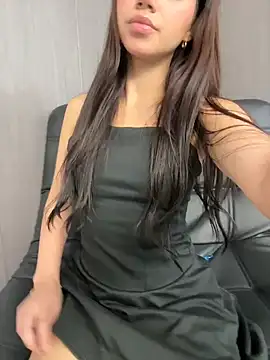 Snapshot of GoodGirlGone chatting on December 17, 7:20 pm GoodGirlGone online show from December 17, 7:20 pm