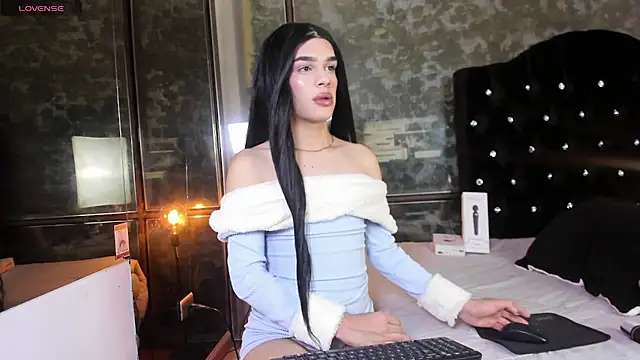 Snapshot of Princess_Valeryy chatting on December 1, 6:13 pm Princess Valeryy online show from December 1, 6:13 pm