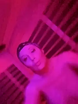 Mona The MILF online show from March 18, 11:35 am