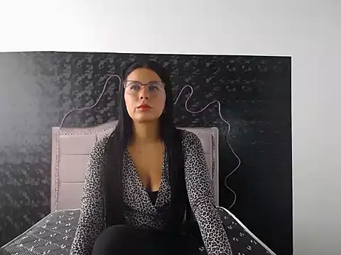 Snapshot of Alanaa_Sweet- chatting on December 3, 7:23 pm Alanaa Sweet- online show from December 3, 7:23 pm