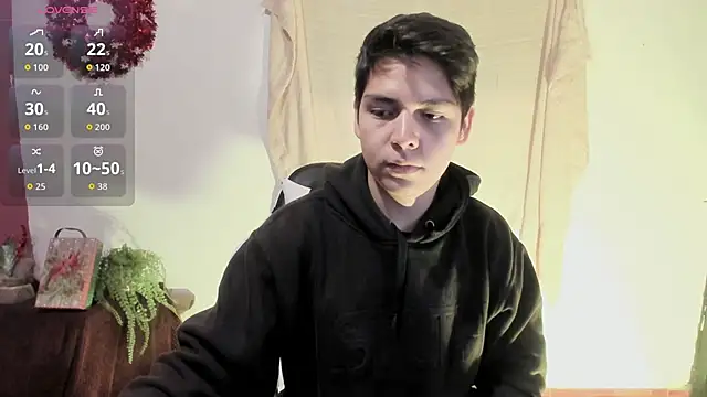 Snapshot of Asta_YunoXXX chatting on December 16, 1:49 pm Asta YunoXXX online show from December 16, 1:49 pm