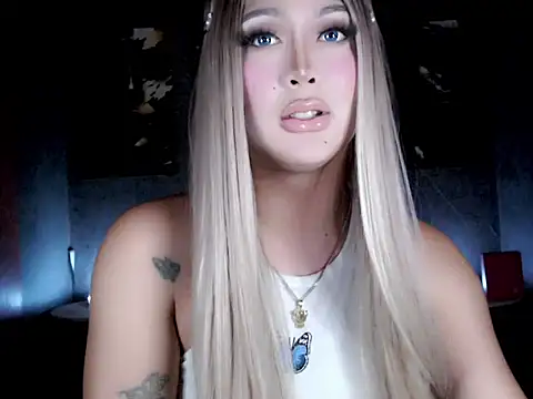 Snapshot of urfuckingdoll69 chatting on May 29, 7:28 am urfuckingdoll69 online show from May 29, 7:28 am