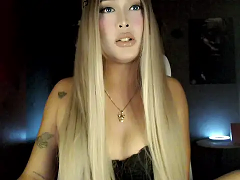 Snapshot of urfuckingdoll69 chatting on June 9, 7:31 am urfuckingdoll69 online show from June 9, 7:31 am