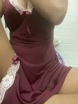 Snapshot of Namratajainn chatting on June 9, 6:08 pm Namratajainn online show from June 9, 6:08 pm