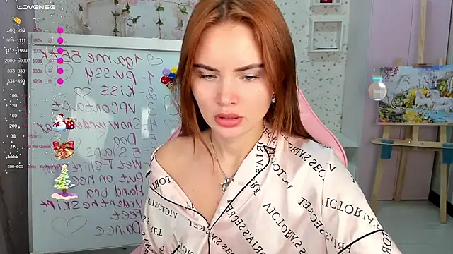 Anna Dreamer online show from December 3, 4:05 pm