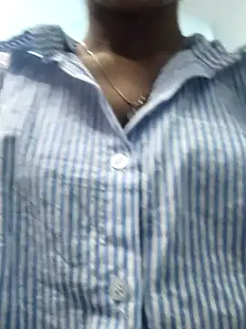 Snapshot of Isha_Liha chatting on November 28, 11:46 am Isha Liha online show from November 28, 11:46 am