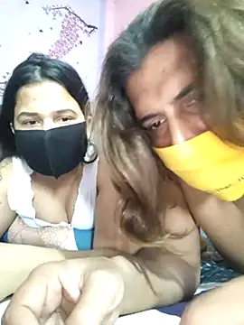 Snapshot of Alex_x77 chatting on June 25, 10:20 am Alex x77 online show from June 25, 10:20 am