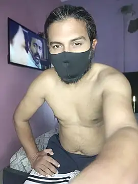 Snapshot of Alex_x77 chatting on July 20, 8:11 pm Alex x77 online show from July 20, 8:11 pm