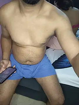 Snapshot of Alex_x77 chatting on August 1, 9:03 pm Alex x77 online show from August 1, 9:03 pm