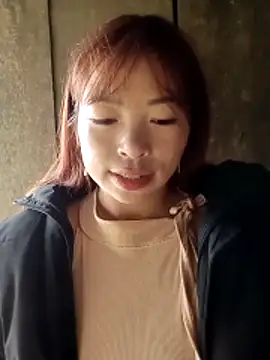 Snapshot of alissa-ww chatting on December 5, 2:53 am alissa-ww online show from December 5, 2:53 am