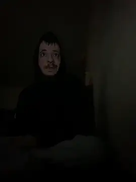 Snapshot of Grek32X chatting on November 29, 5:21 am Grek32X online show from November 29, 5:21 am