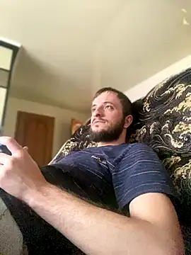 Snapshot of Grek32X chatting on December 14, 11:48 am Grek32X online show from December 14, 11:48 am