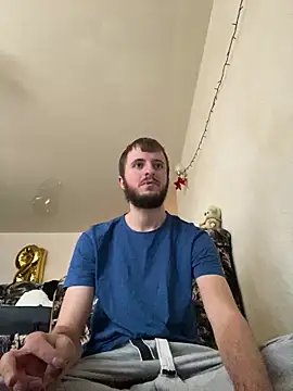 Snapshot of Grek32X chatting on December 16, 10:20 am Grek32X online show from December 16, 10:20 am