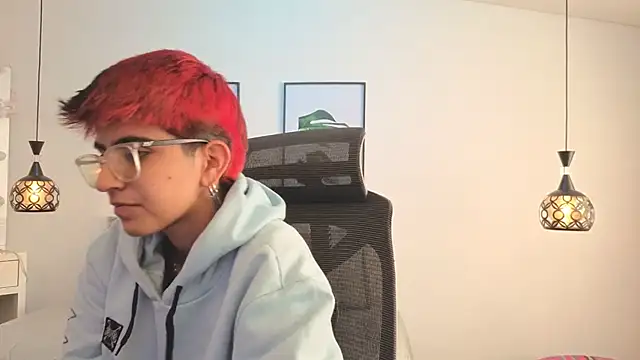 Snapshot of valeryevansvg chatting on November 29, 12:19 pm valeryevansvg online show from November 29, 12:19 pm