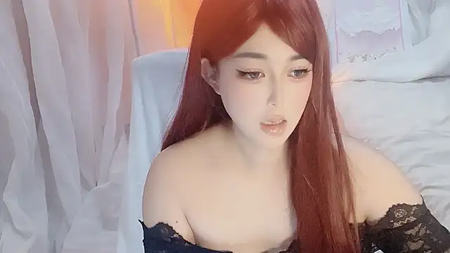 EmmaLower online show from December 17, 5:46 am