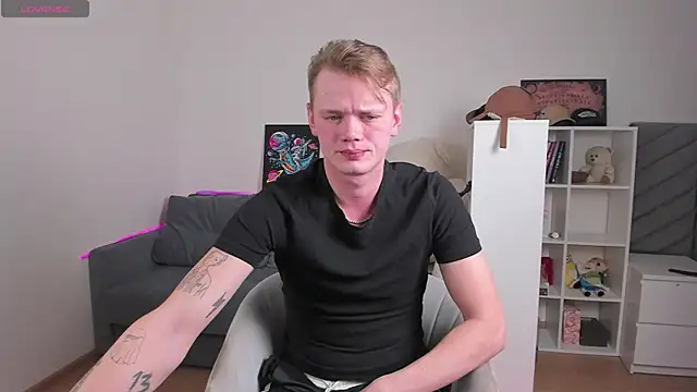 Snapshot of billbateman chatting on December 19, 4:47 pm billbateman online show from December 19, 4:47 pm