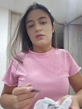 Snapshot of Lu_Alzafirah chatting on December 3, 1:53 pm Lu Alzafirah online show from December 3, 1:53 pm